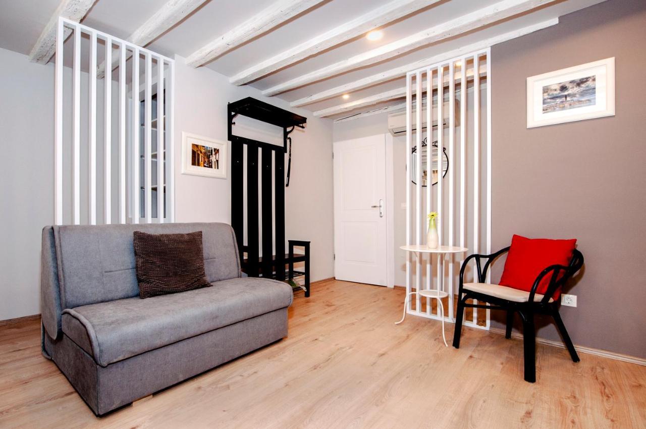 Carera 42 Apartment *