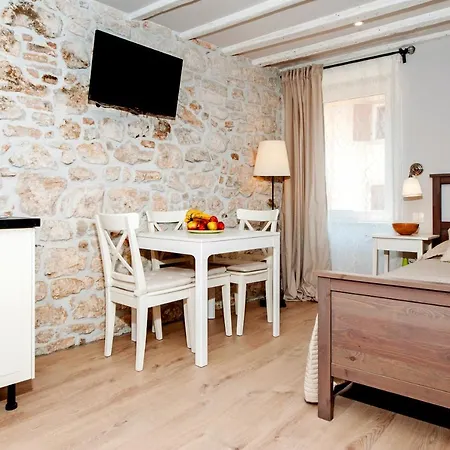 Apartments Carera 42 Rovinj Exterior photo